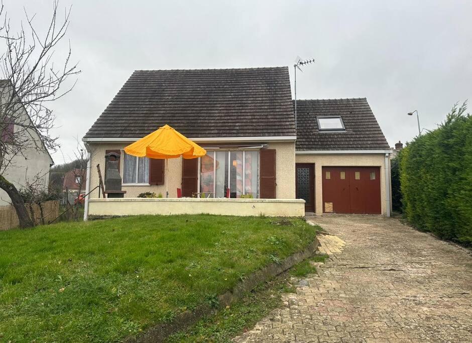 Holiday home Charmante Maison 10 Mn Center Parcs Ailette Laon